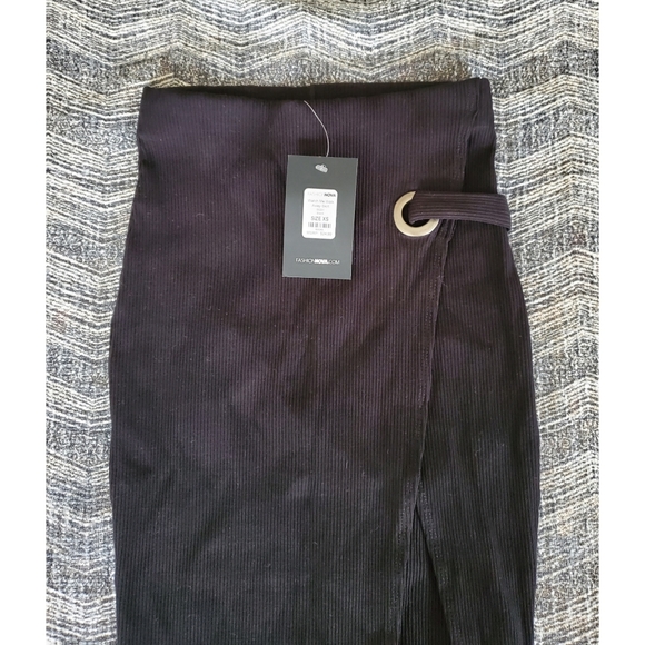 SOLD High waist skirt - Picture 3 of 4